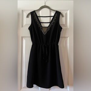 Black Sleeveless Dress